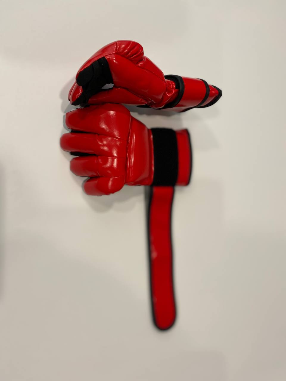 Красные и синие краги АРБ